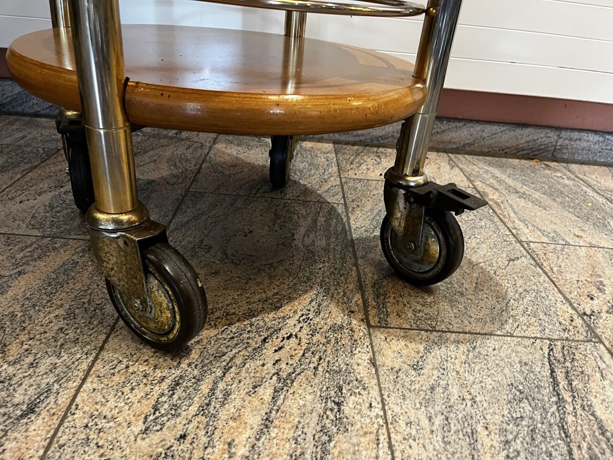 Cucine complete: Toller Käse/Apéro/Digestif Wagen – Usato da Dittingen venduto da Cervolino77 4