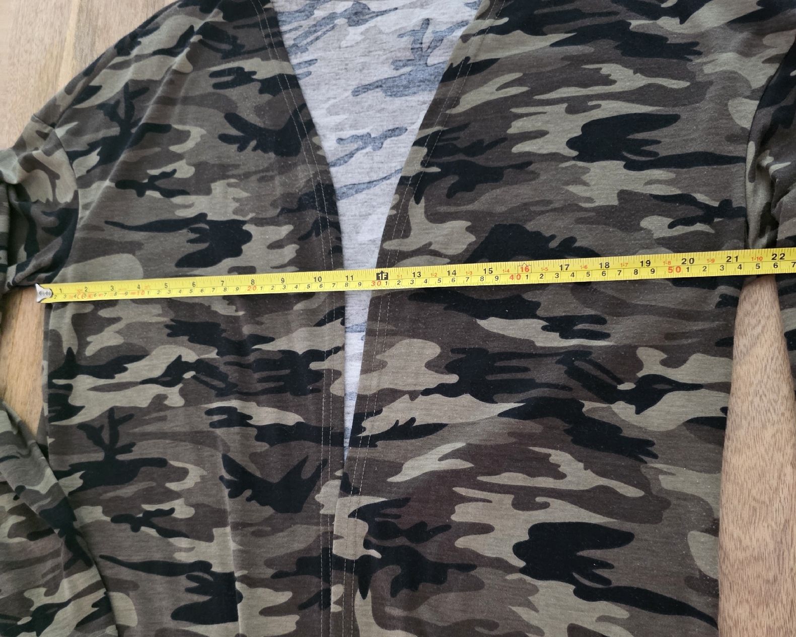 Giacche: Damen Cardigan Tarnmuster   Grösse XL – Usato da Rheinsulz venduto da Gilea 5
