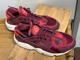 NIKE AIR Damen Sportschuhe, 38.5