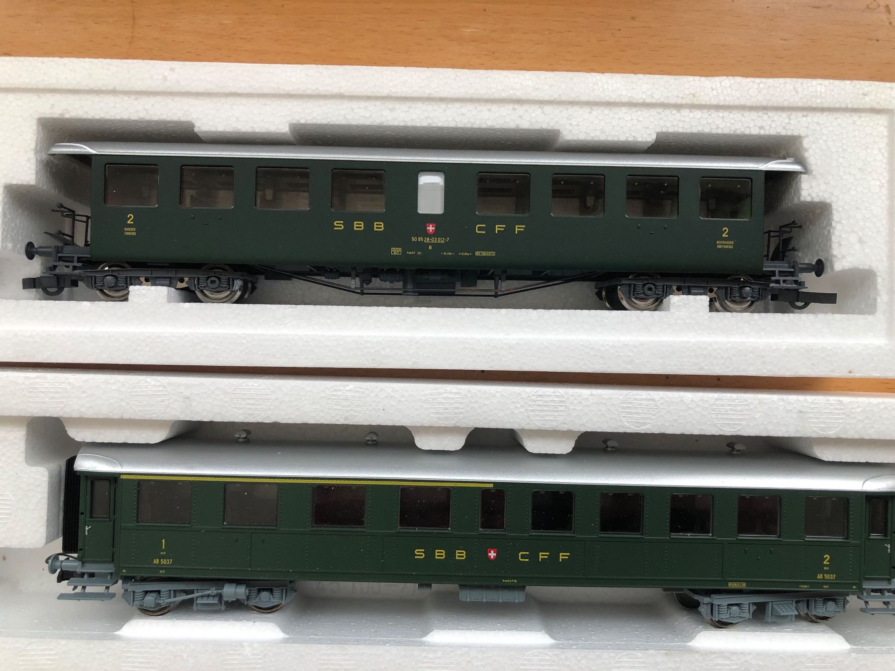 Roco Modellini di ferrovie: Roco SBB 3er Set NEU – Nuovo (secondo la descrizione) da Ostermundigen venduto da Garmin03 2