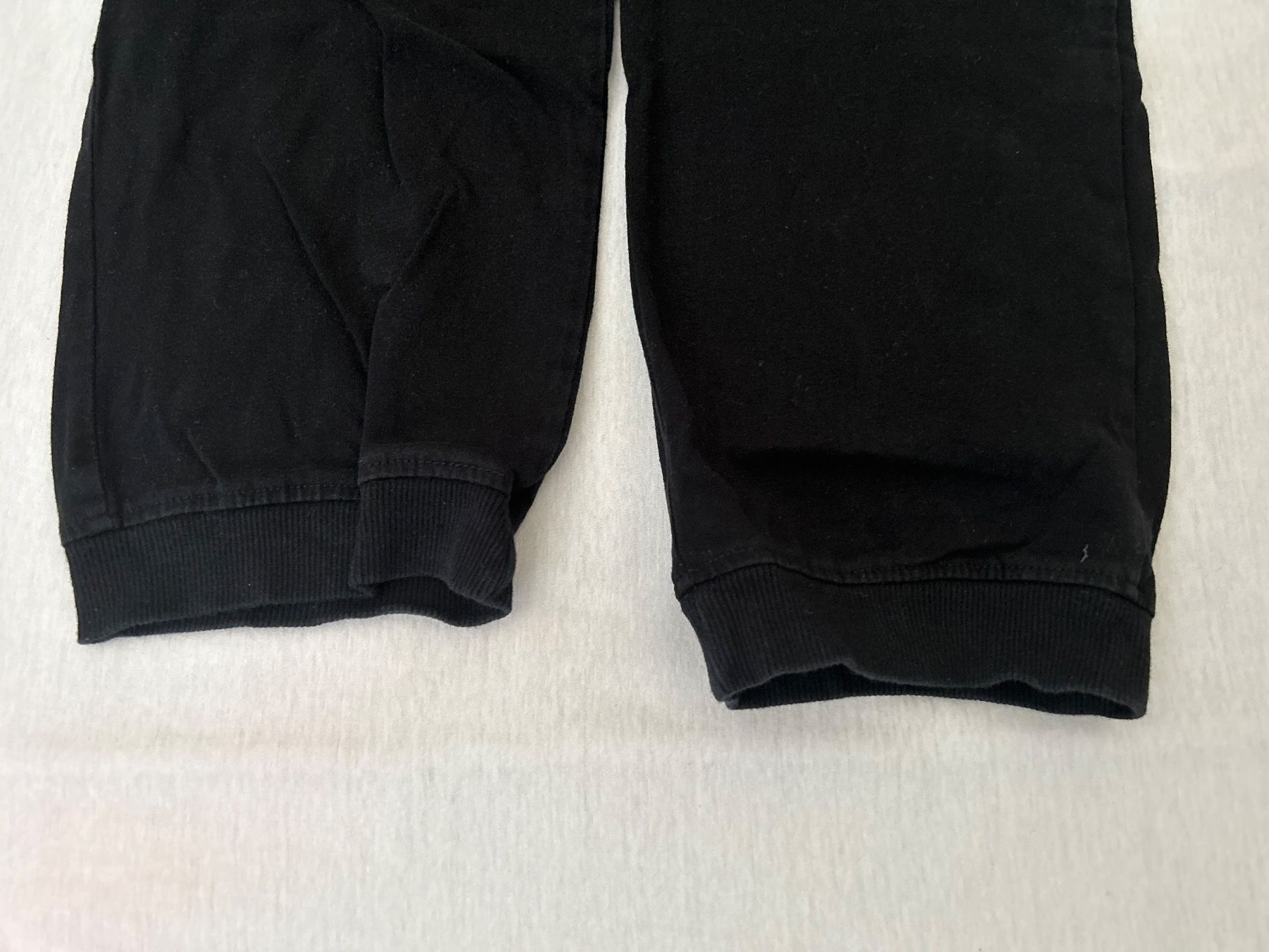 Pantaloni: Jogging domyos L – Usato da Reconvilier venduto da Panda90 2