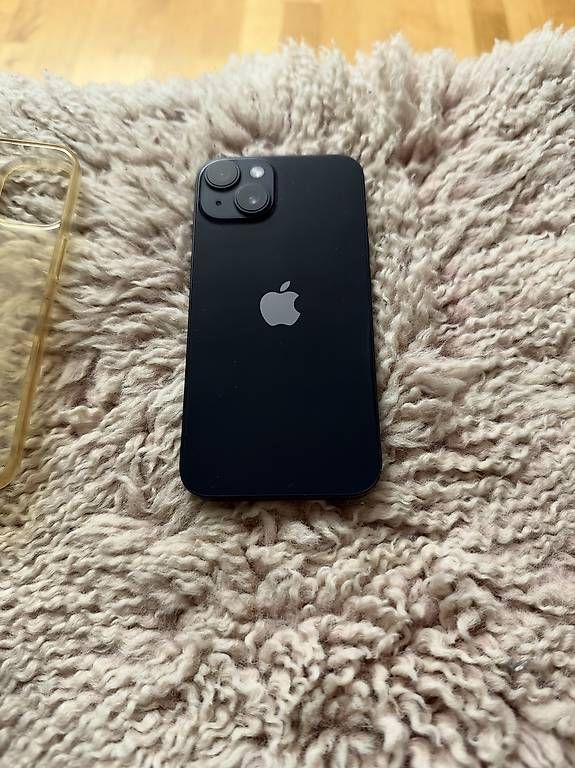 Telefoni cellulari / Smartphones: I phone 14  – Usato da Winterthur venduto da lujane 1