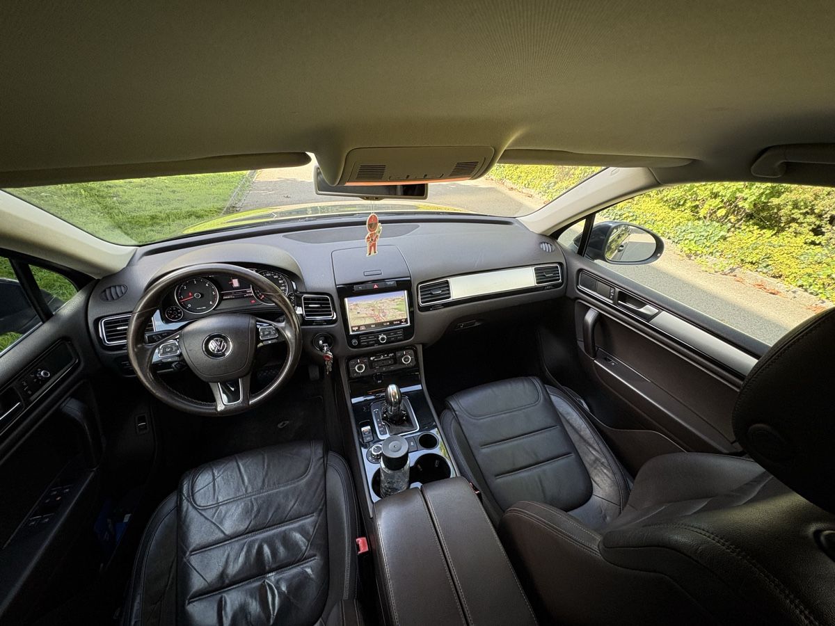 VW Autos: VW Touareg V6 TDI – Gebraucht aus Flamatt von Kan_92 5