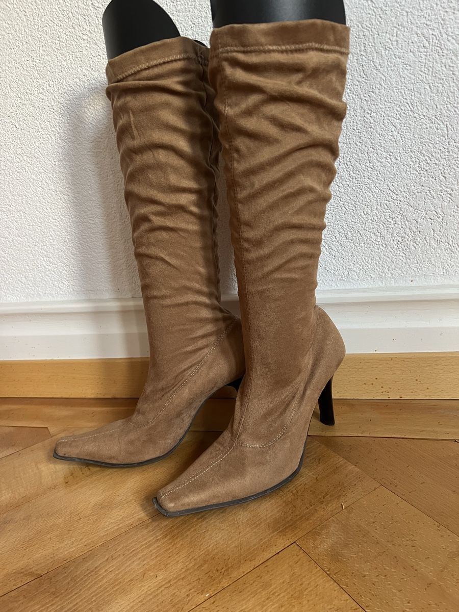 Damenschuhe: Vintage Y2K suede boots – Gebraucht aus Zürich von san_t2jq 2