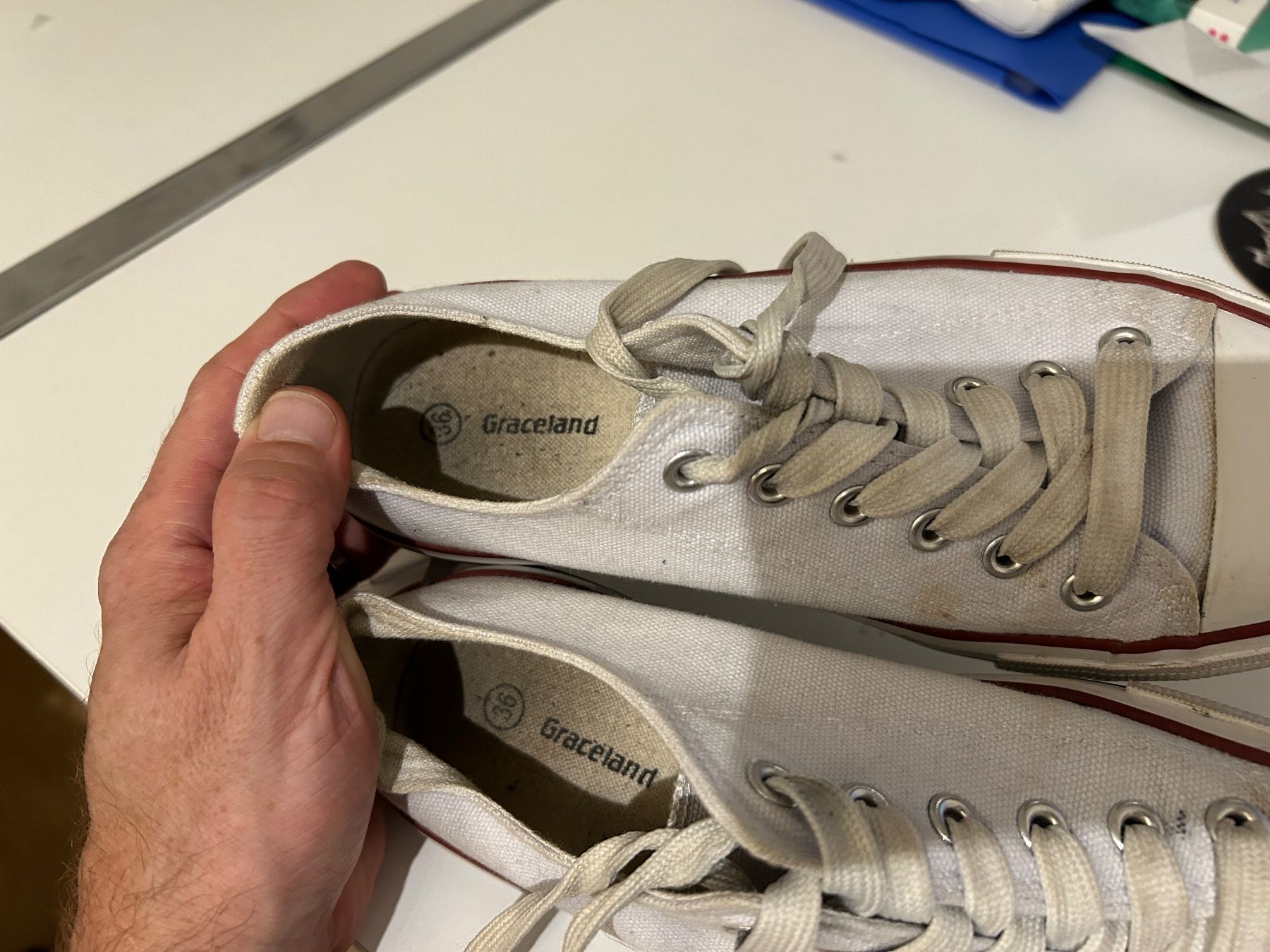 Scarpe da uomo: Weisse Chucks Graceland Gr. 36, Turnschuhe – Usato da Guntershausen venduto da Gloominati 3