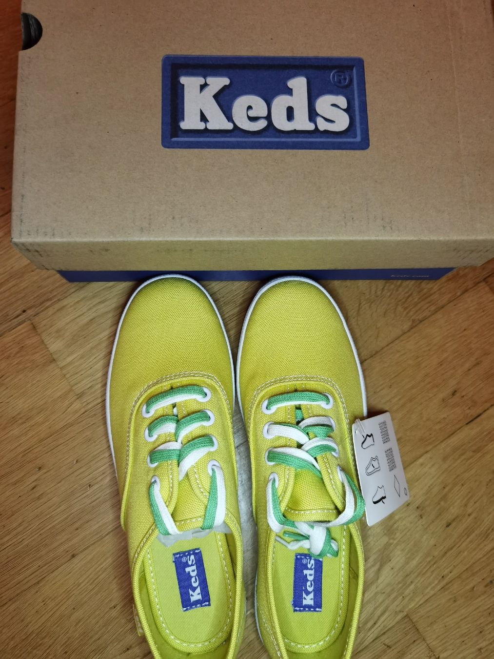 Scarpe per ragazzi: Neu! Keds Kinderschuhe Gr. 33.5 – Nuovo e nell'imballaggio originale da Oensingen venduto da jia_gs8g