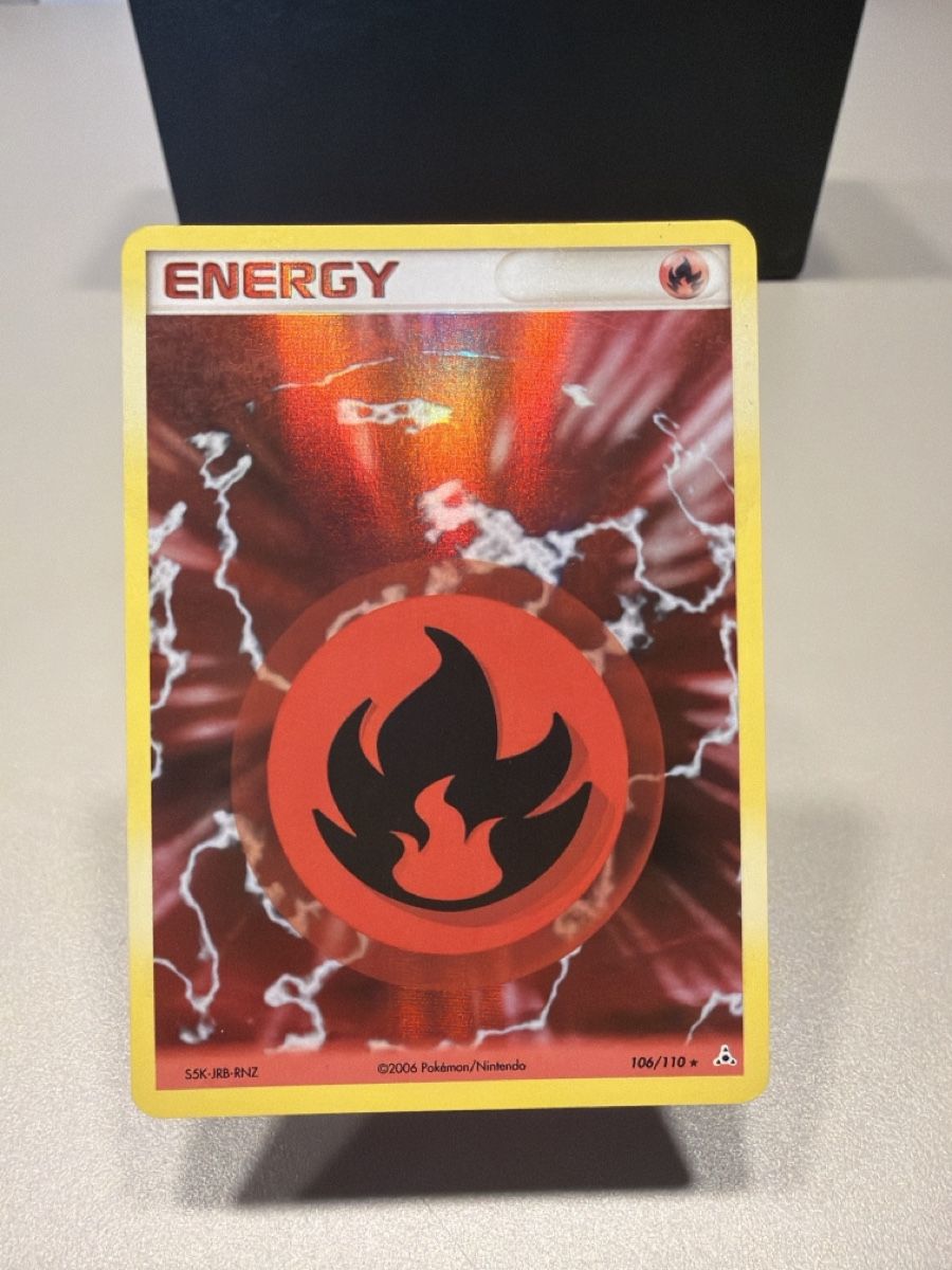 Pokémon Carte collezionabili: Energy 106/110 EN – Usato da Cadro venduto da rarecandycustoms