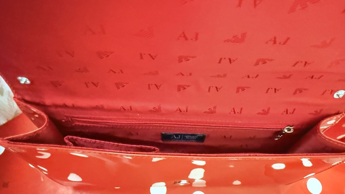 Armani Borse da donna: • Armani Clutch / Tasche • – Usato da Basel venduto da mendoza13 2