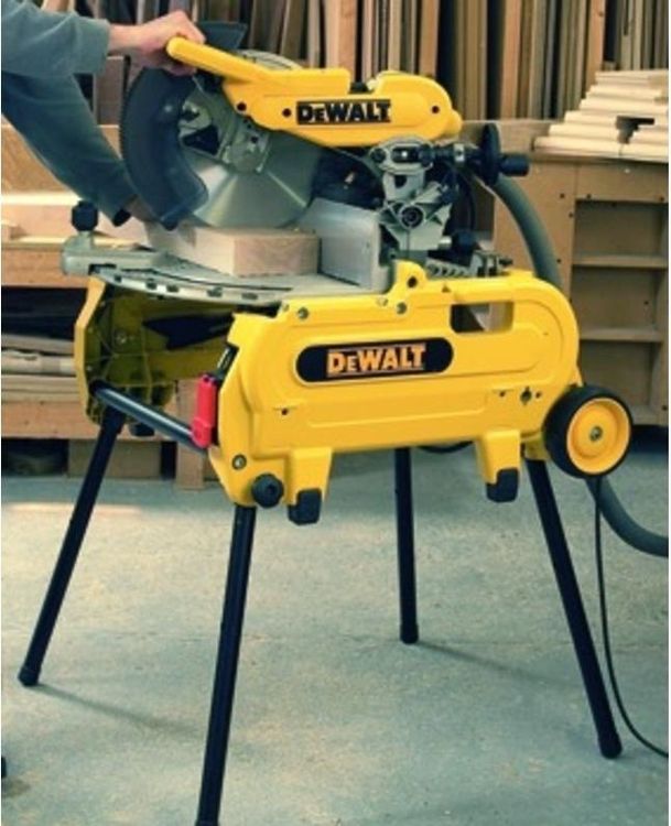 DeWALT DW7231 Support De Montage De Scies à Onglets Pour Support (paire) | Outillage Mathieu