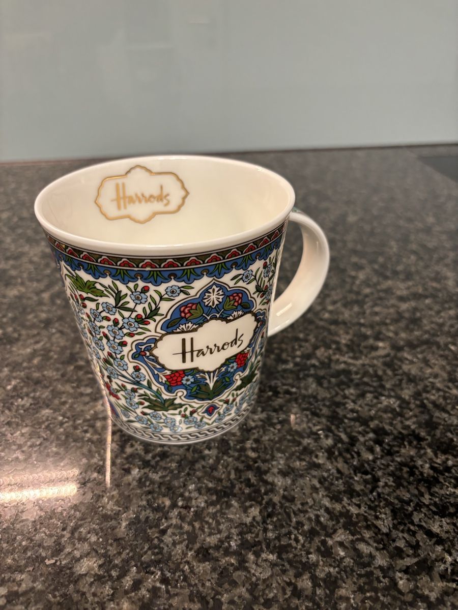 Tassen: Harrods Mug NEW NP: 45.- – Neu (gemäss Beschreibung) aus Horgen von len_qjz9 1
