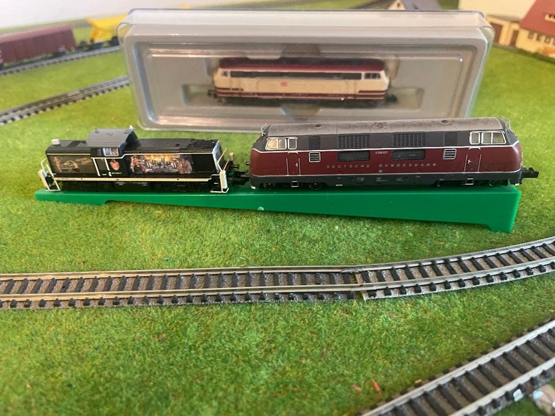 Trix Modelleisenbahnen: Minitrix N-Spur Digitalanlage – Gebraucht aus Aesch BL von Yvothom 1