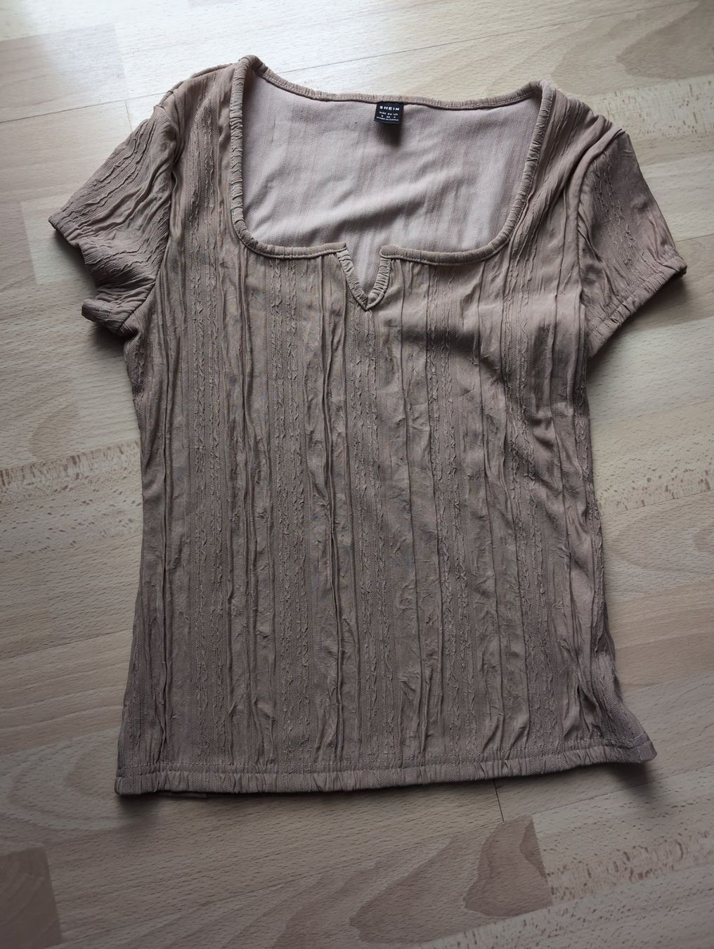 Shein T-shirt: T-Shirts von Shein Gr. 36 – Usato da Unterägeri venduto da Fiobi 4