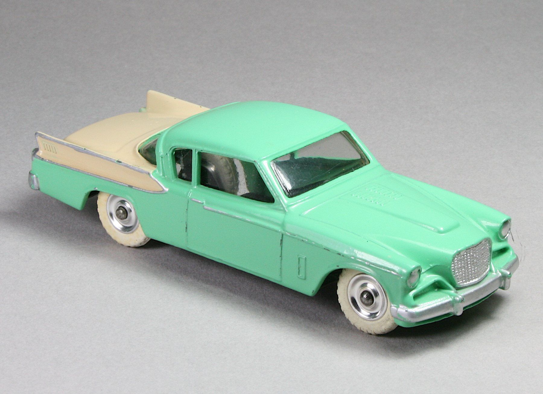 Dinky Toys Modellini d'auto: Dinky Toys 169, Studebaker Golden Hawk – Usato da Elsau venduto da Peekay8 5