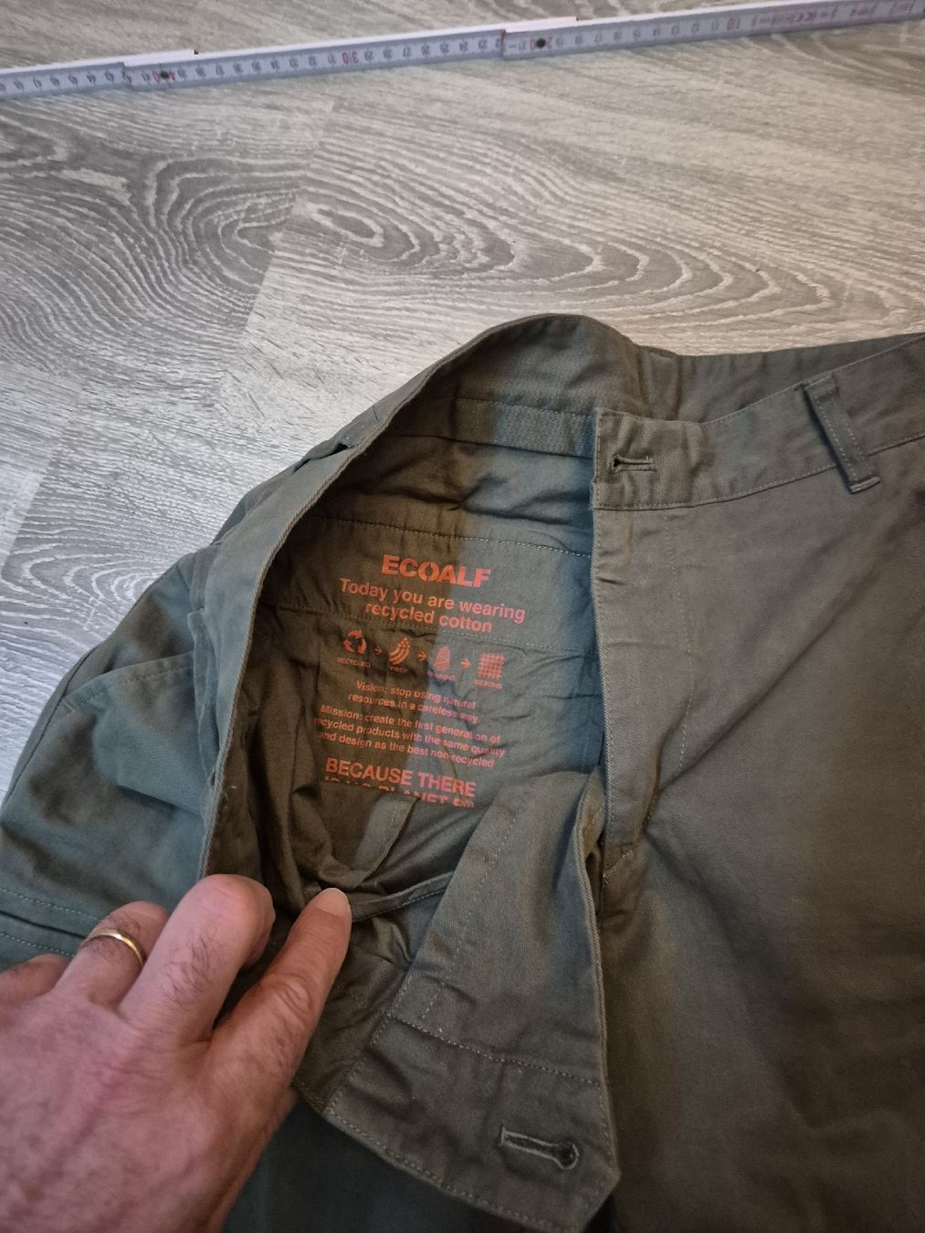 Pantaloni: Pantalon cargo Ecoalf kaki, taille 32 – Nuovo (secondo la descrizione) da Chevenez venduto da Pippomy 2