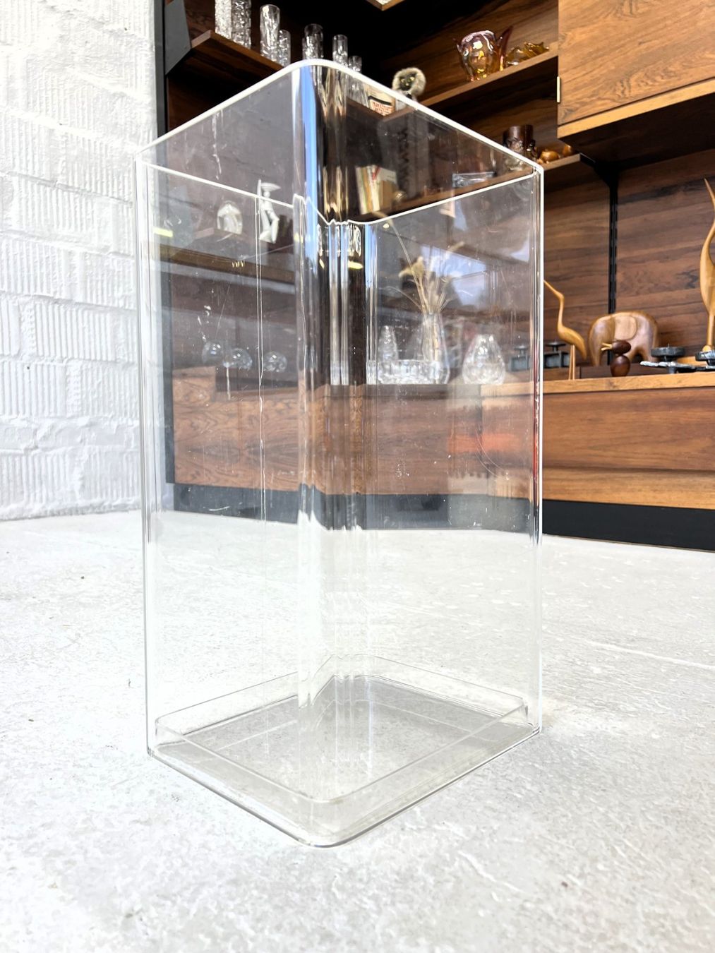 Altri mobili per ufficio: 80/90er Jahre Plexi Schirmständer – Usato da Walzenhausen venduto da stilvollwohnen 2