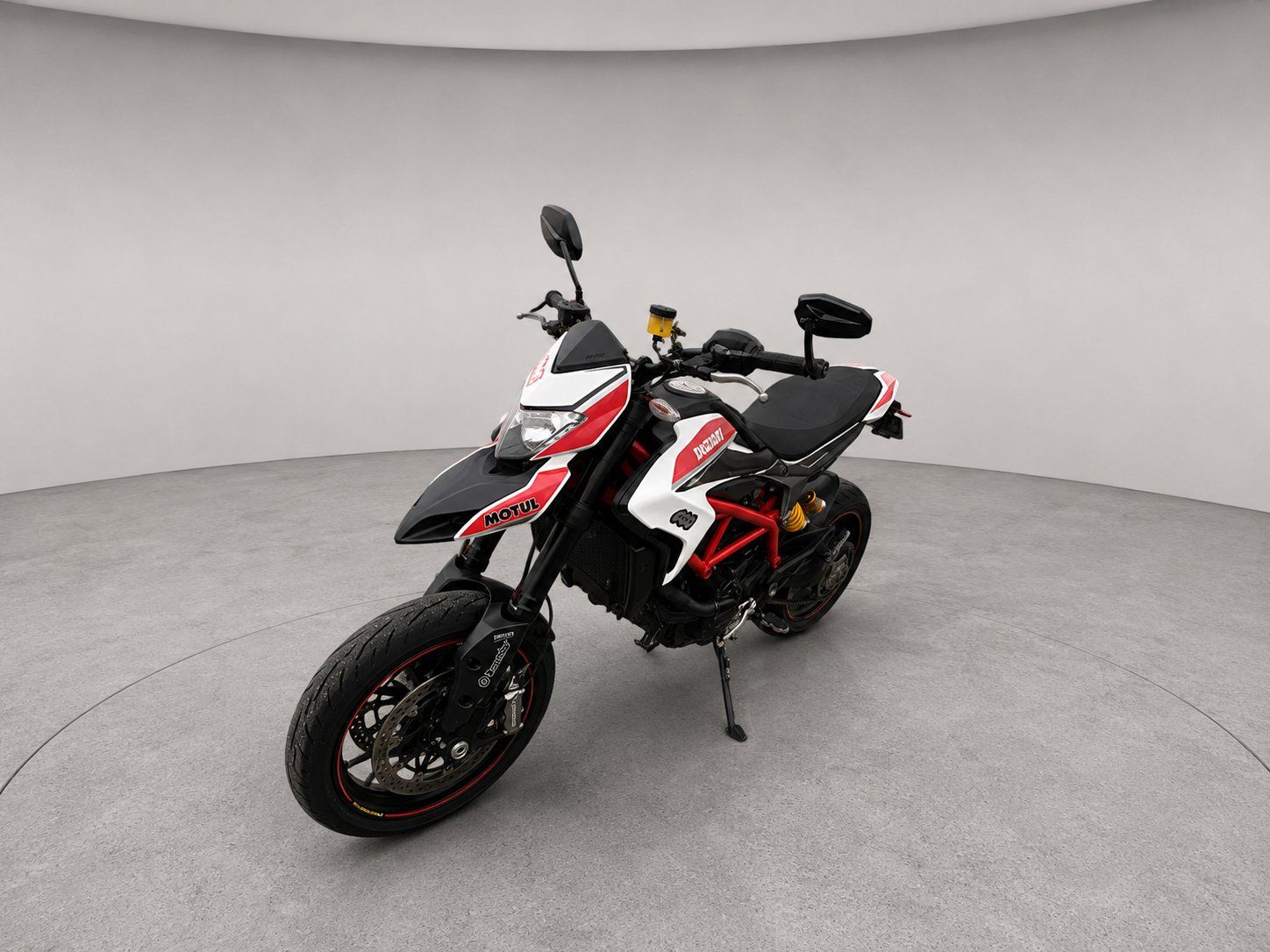 Ducati Strada: Ducati Hypermotard 821 SP | Ab Service & MFK | – Usato da Detligen venduto da Motorradschmiede 2