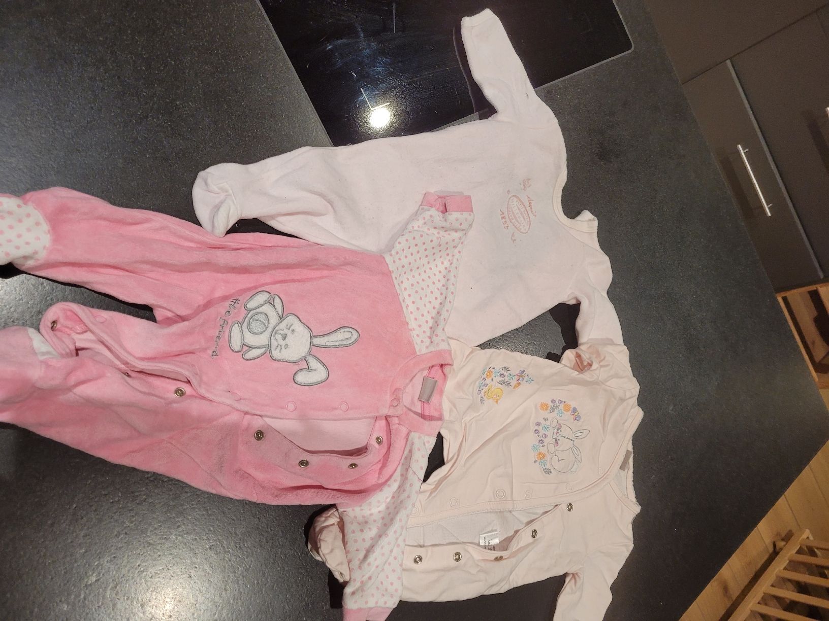 Lotti & Set di vestiti: Grosses Mädchen Kleiderpaket Gr. 50/56 – Usato da Trub venduto da meless 9