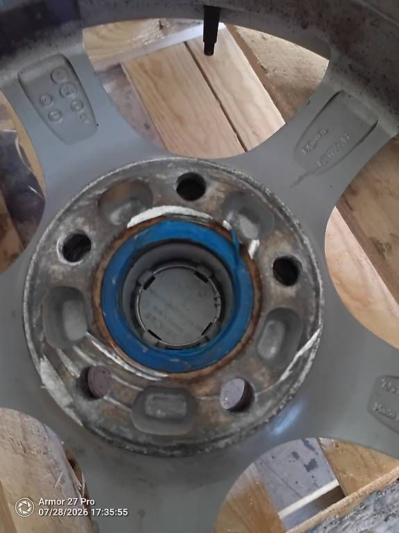 Felgen: 3 jantes pour Audi A6 – Gebraucht aus Torny-le-Grand von vma_85c9