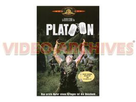 Platoon / Oliver Stone / Charlie Sheen / Willem Dafoe