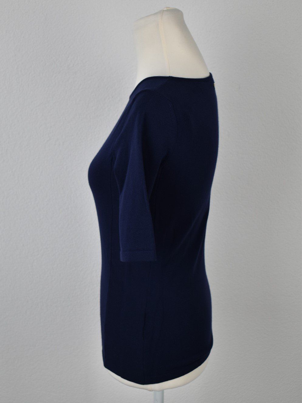 Escada Pullover & Sweatshirts: Escada Kurzarm Pullover Gr.XS – Neu (gemäss Beschreibung) aus Nürensdorf von 2ND_STORY 1