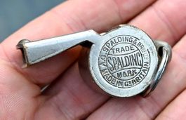 antike Trillerpfeife SPALDING The ACME Thunderer ENGLAND