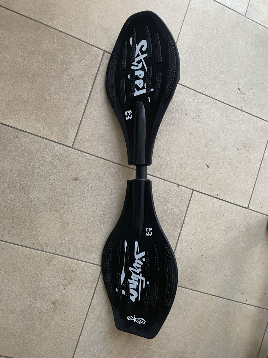 Skateboards: Waveboard noir  – Usato da Montreux venduto da loic_13