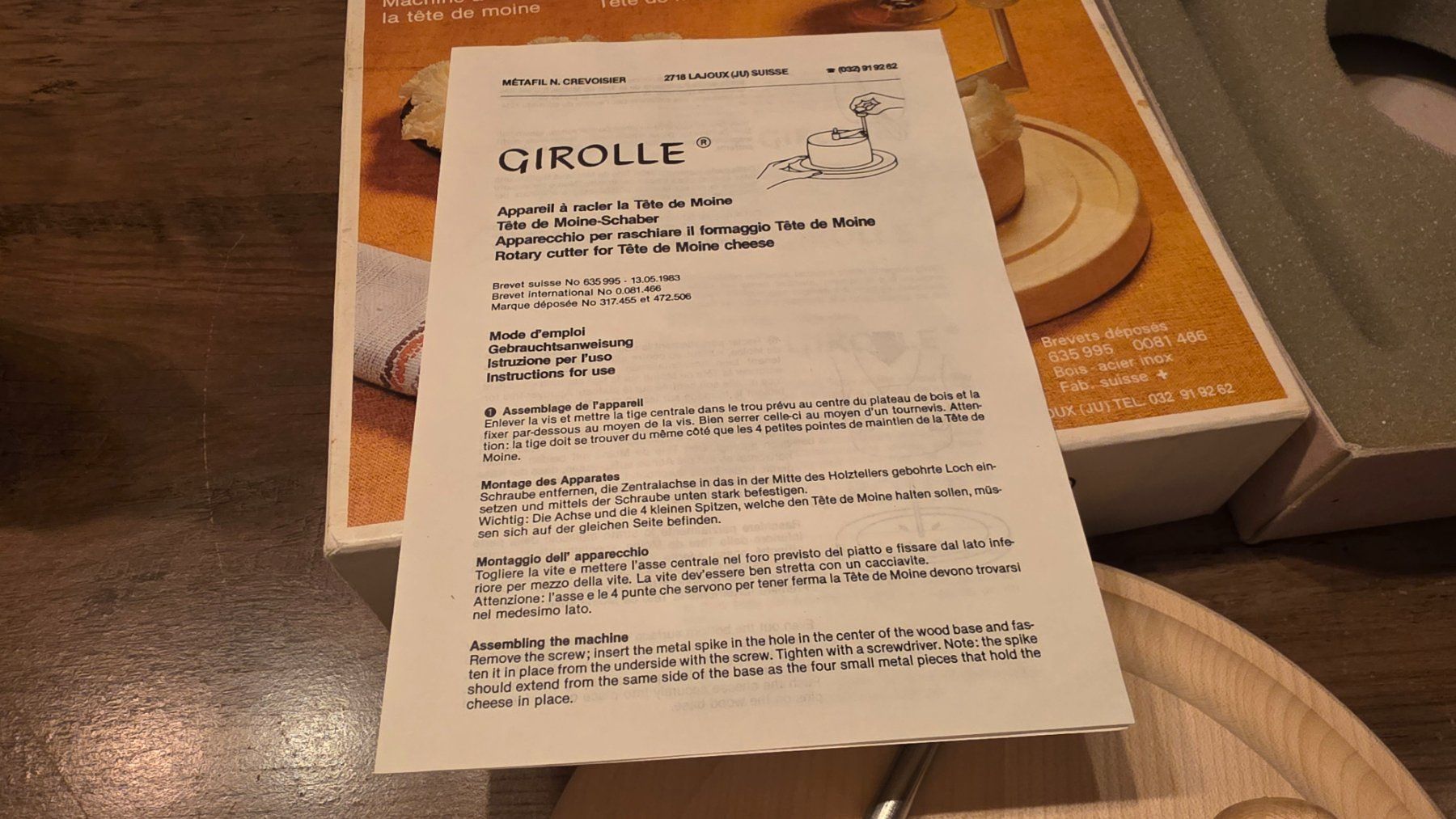 Küchengeräte: Tete de Moine Käse Girolle mit Glocke – Gebraucht aus Grossaffoltern von kaefer14 4