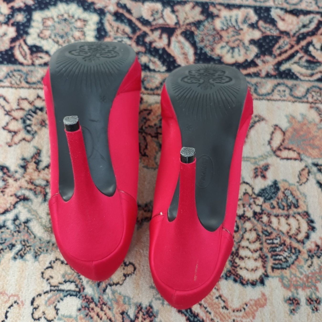 Graceland Scarpe da donna: Rote Graceland Pumps, Gr. 38 – Usato da Emmetten venduto da Hornberger 4