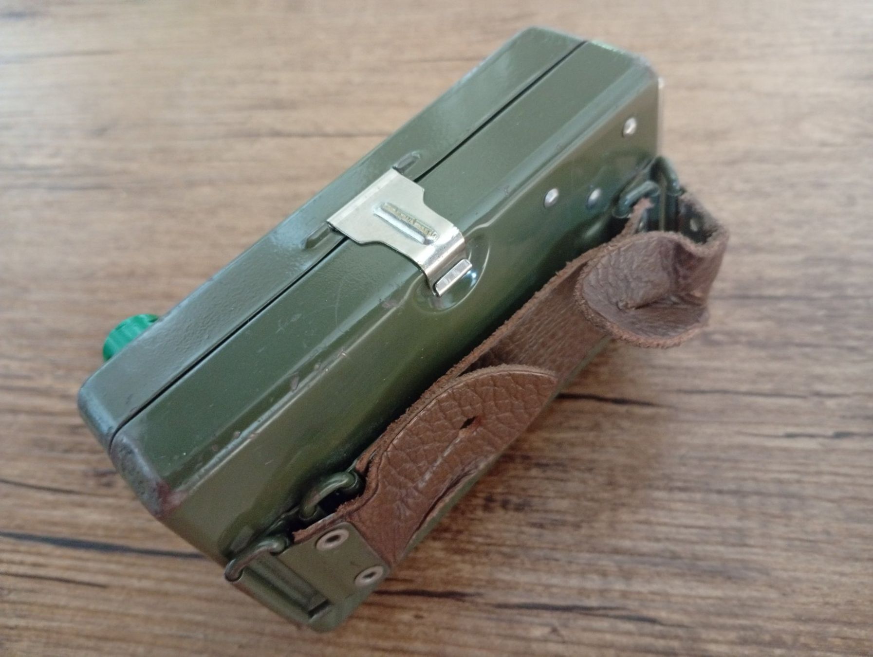 Schweizer Armee Lampen: Antike Schweizer Armee Taschenlampe – Gebraucht aus Winterthur von Rogue01 1