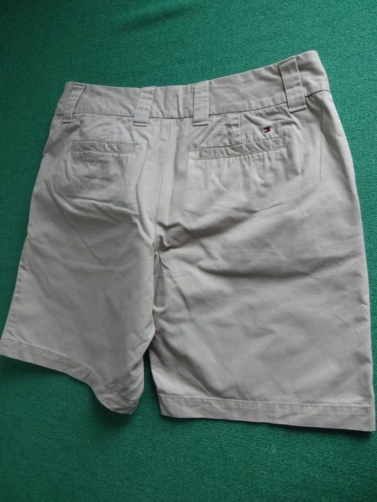 Tommy Hilfiger Pantaloni: Tommy & Hilfiger Damen Short Gr.M – Usato da Bronschhofen venduto da Xena37 4