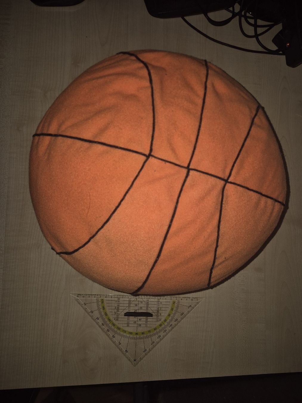 Giocattoli: Plüsch Basketball – Usato da Gipf-Oberfrick venduto da Cyclodecan 1