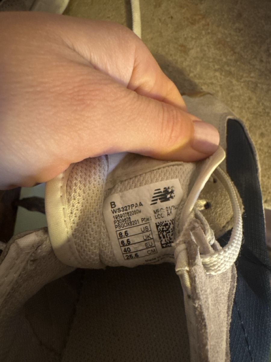 New Balance Chaussures femmes: new balance 327 grösse 40 – D'occasion à Bottmingen par schockokuchen 4