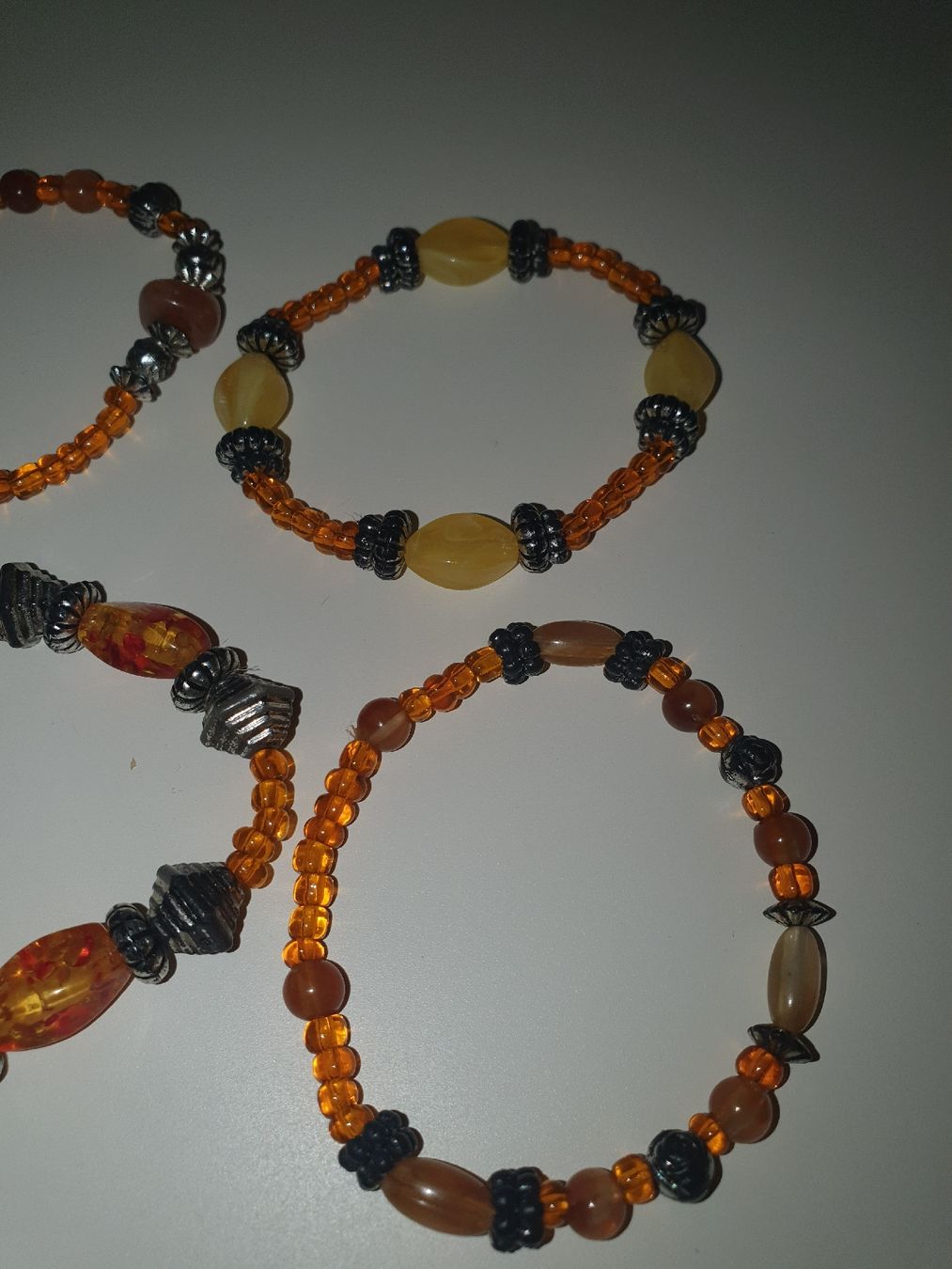 Bracciali & Braccialetti: 4er Set🧡Orange Herbst Armbänder – Usato da Moosseedorf venduto da Sonnenschein.. 4