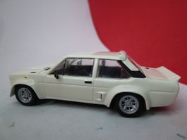 Fiat 131 TURBO - Kult-Modell in weiss von del Prado