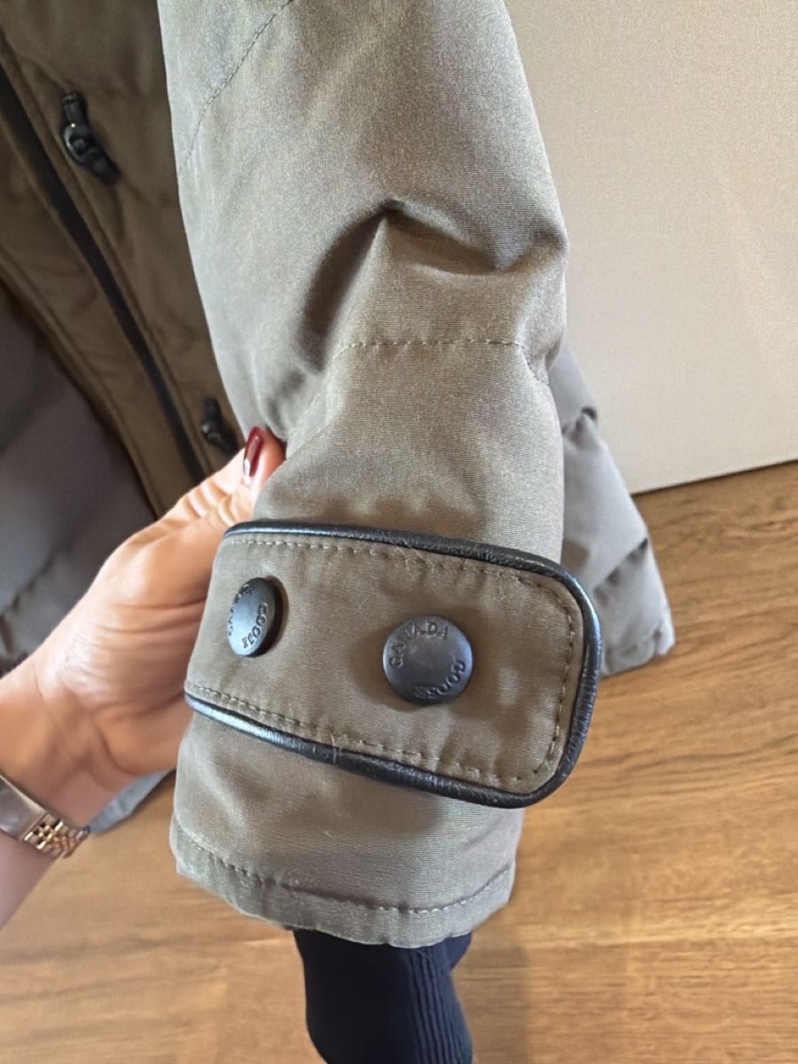 Canada Goose Giacche: Canada Goose jacket – Usato da Hausen AG venduto da nik_9sg2 6