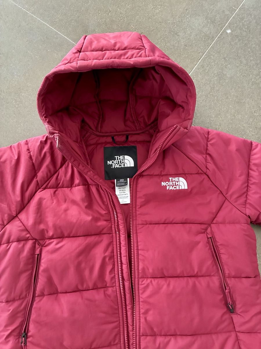 North Face Giacche: The North Face Padded Jacket Red Hooded Size Medium – Nuovo (secondo la descrizione) da Unterengstringen venduto da vivienne.bb 1