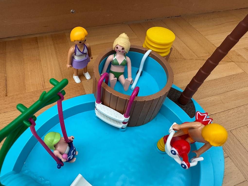 Giocattoli: PLAYMOBIL SWIMMINGPOOL – Usato da Adliswil venduto da NMHollenstein 3