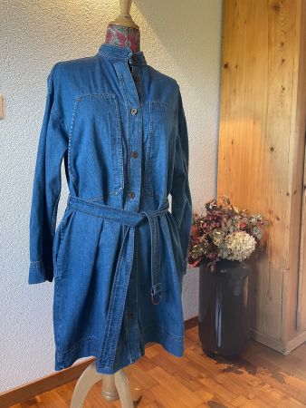 Sehr schönes Jeans-Kleid von Weekend Max Mara