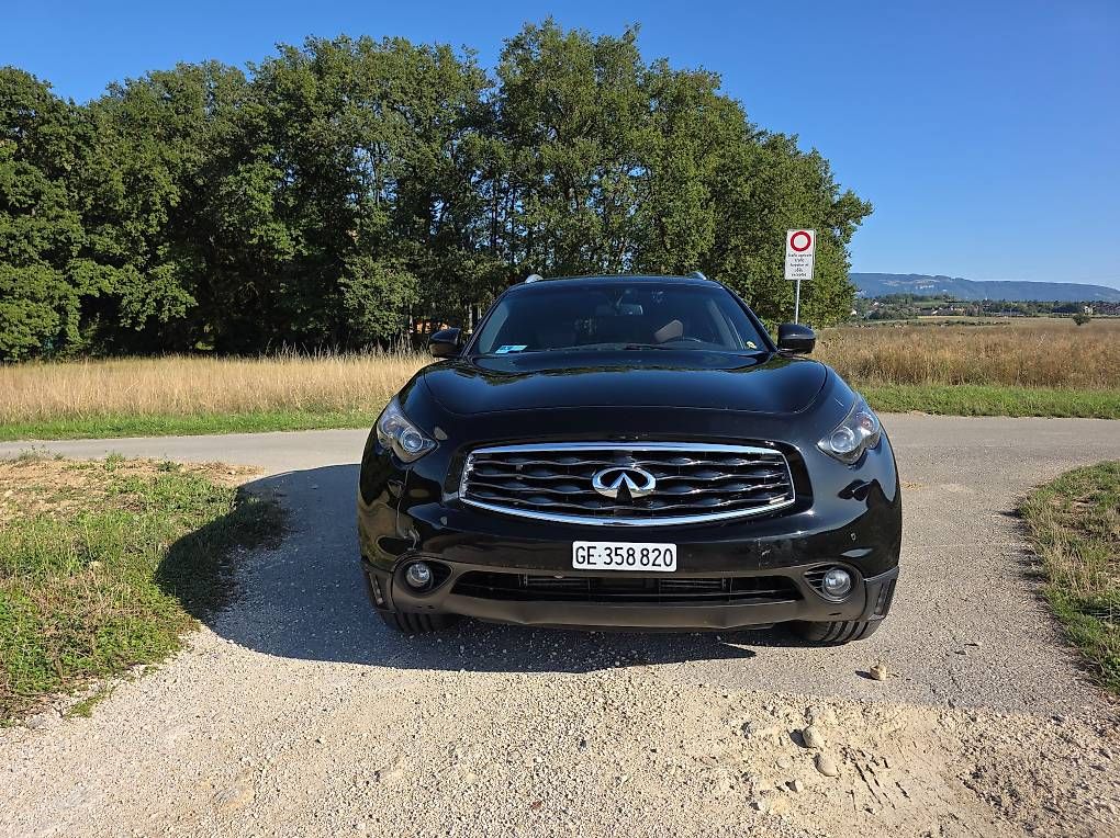Autos: Infiniti FX30dS – Gebraucht aus Genève von oli_v9mp 1