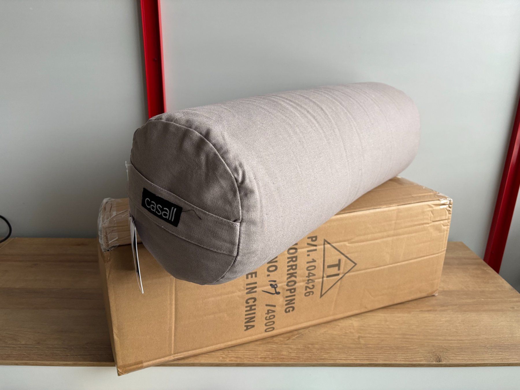 Cuscini: Casall Yoga Bolster, hellgrau - NEU – Nuovo e nell'imballaggio originale da Bern venduto da lolapennt 2