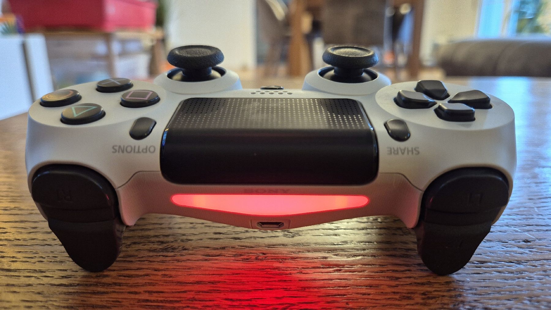Sony Controller: Sony PS4 DualShock 4 Controller Weiss V2 – Nuovo (secondo la descrizione) da Au SG venduto da AlenCompany 1