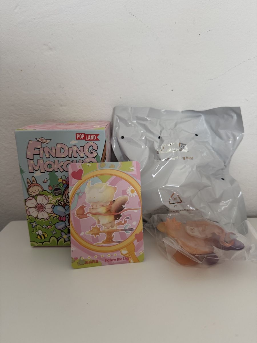 Pop Mart Figuren: POP MART: DIMOO - Follow the Light – Neu (gemäss Beschreibung) aus Steckborn von tha_b6vp