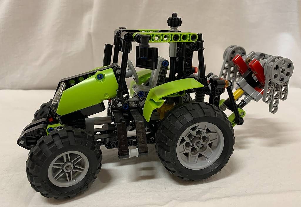 Lego Kit di costruzioni: Lego Technic Traktor – Usato da Meikirch venduto da meineangebote
