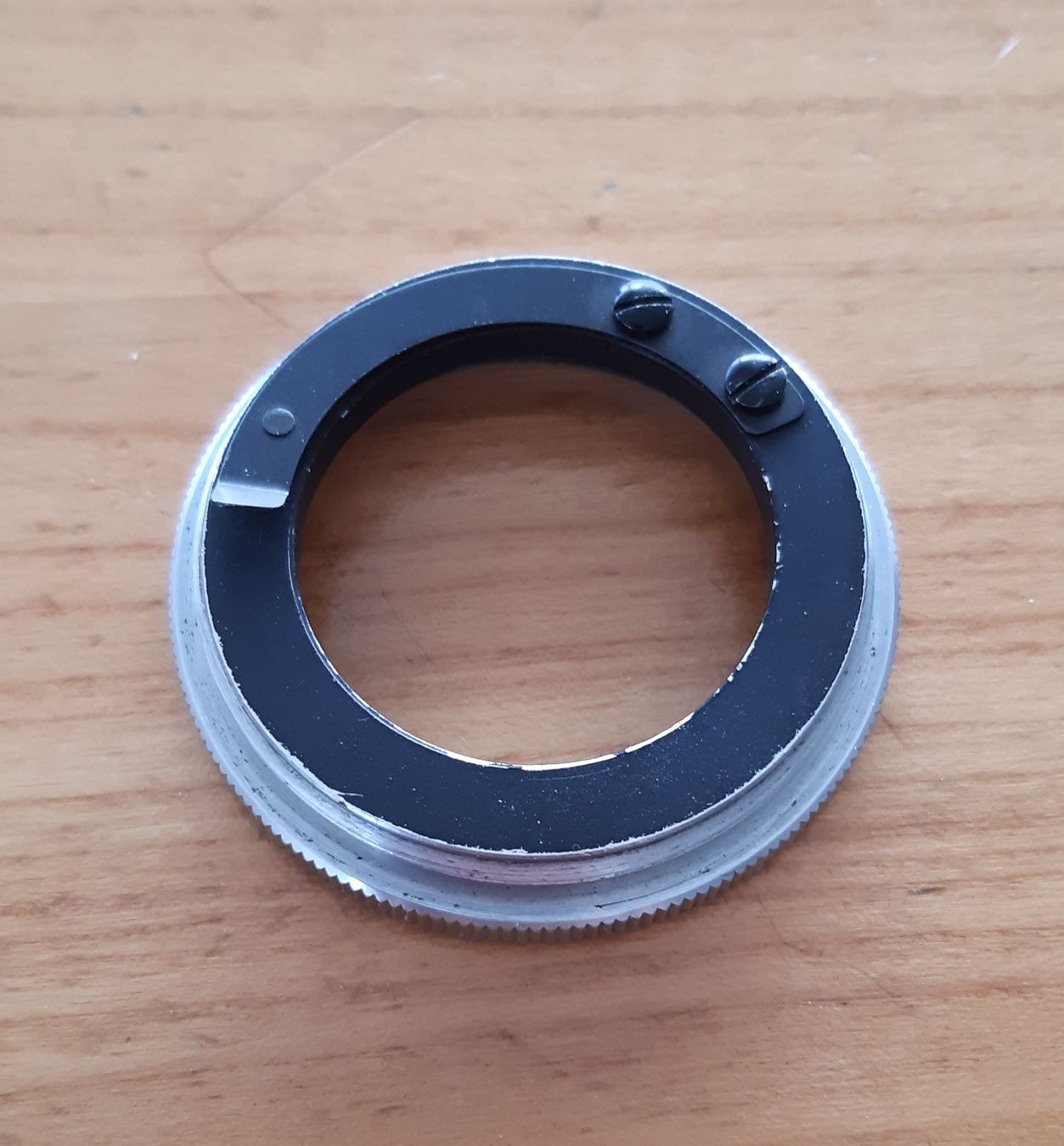 Leitz Adattatori foto: Leica Adapterring M39 DOOBC/17671 – Usato da Biel/Bienne venduto da Jumajo 1