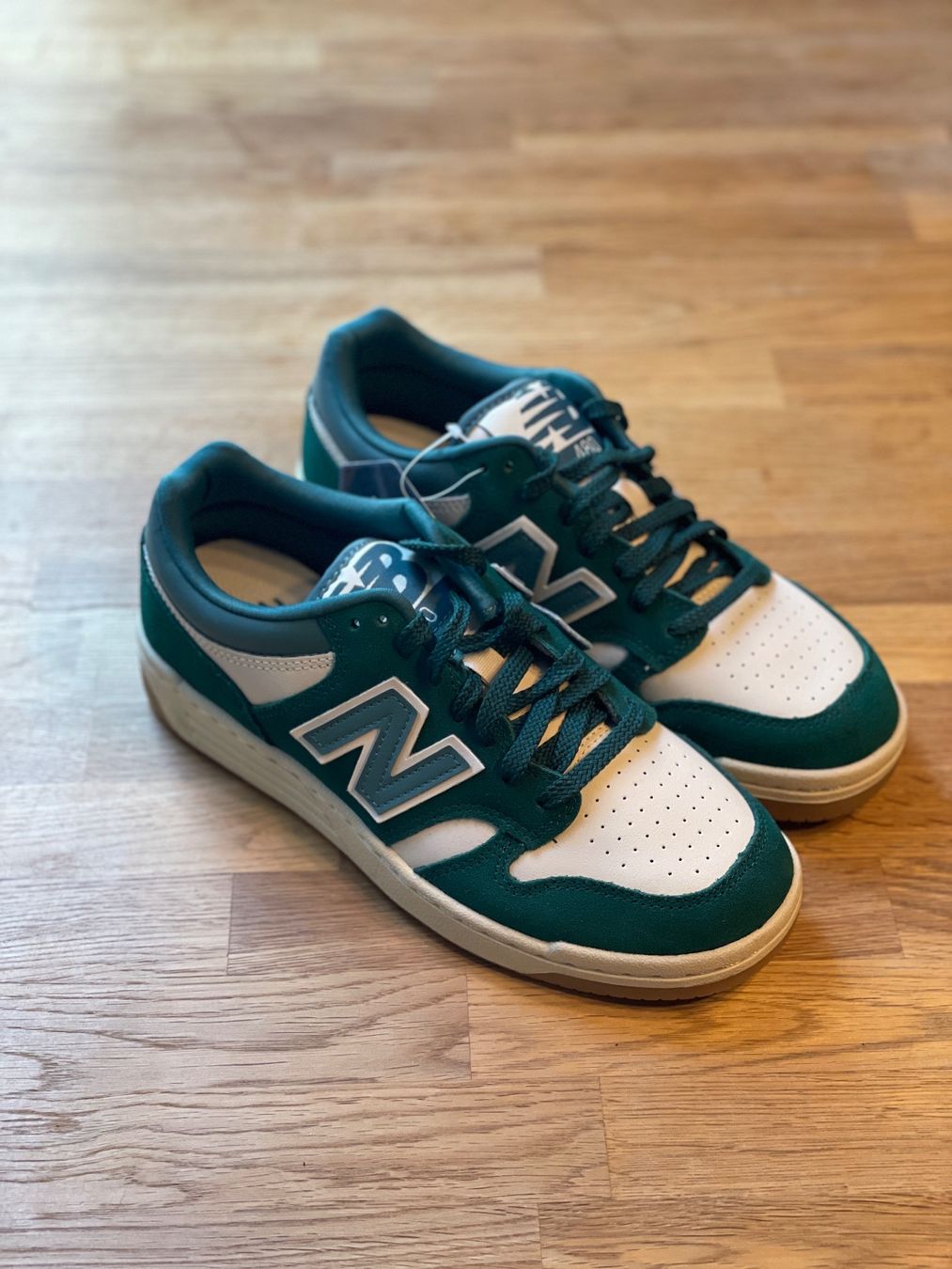 New Balance Herrenschuhe: New Balance BB480 LPA 39.5 – Neu (gemäss Beschreibung) aus Lupfig von T765RS