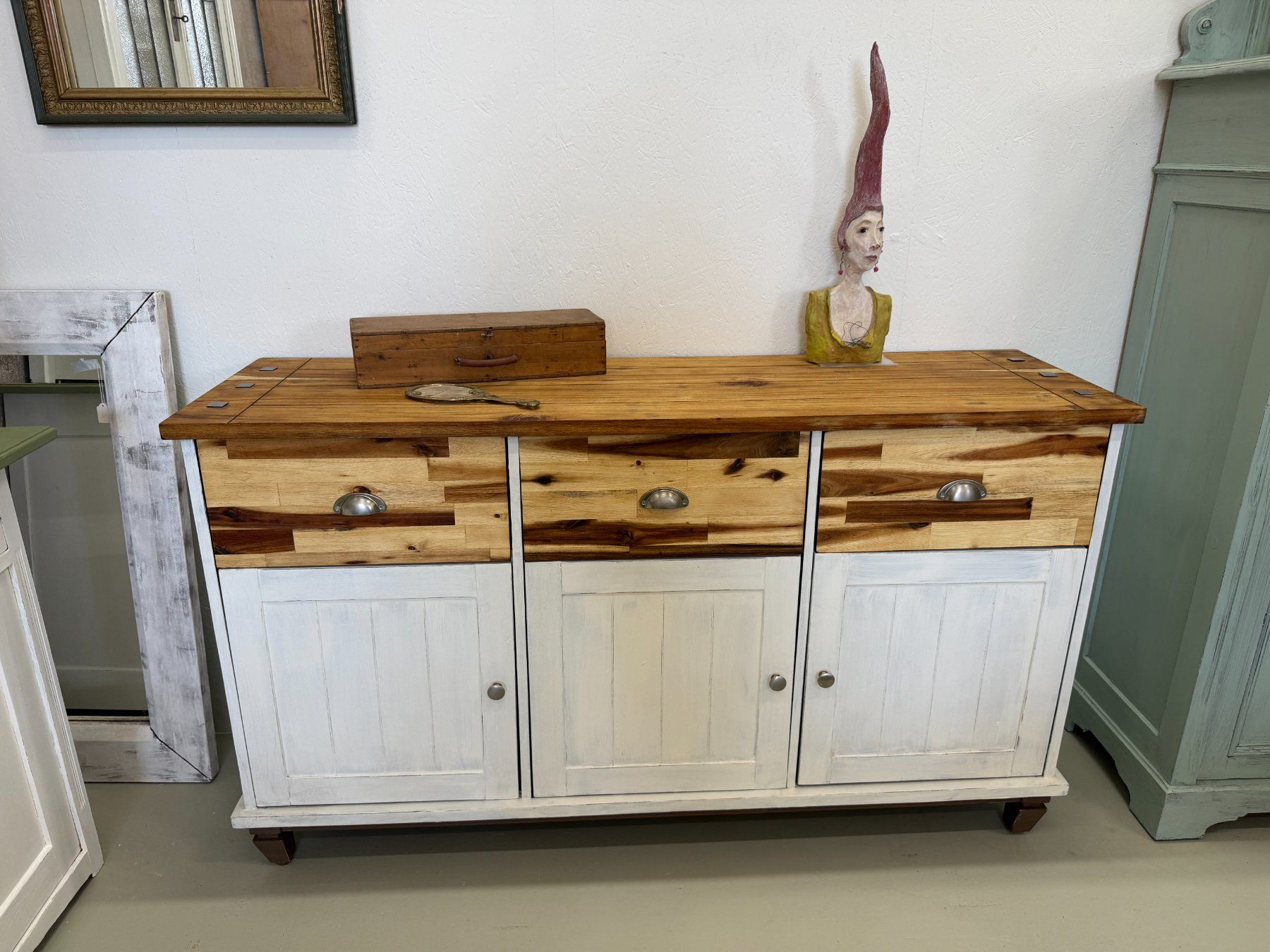 Cassettiere: Sideboard Kommode Sheesham vintage weiss restaurier börnie's – Usato da Dottikon venduto da beni1204