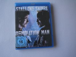 DEMOLITION MAN(1983)-Silvester Stallone/Wesley Snipes