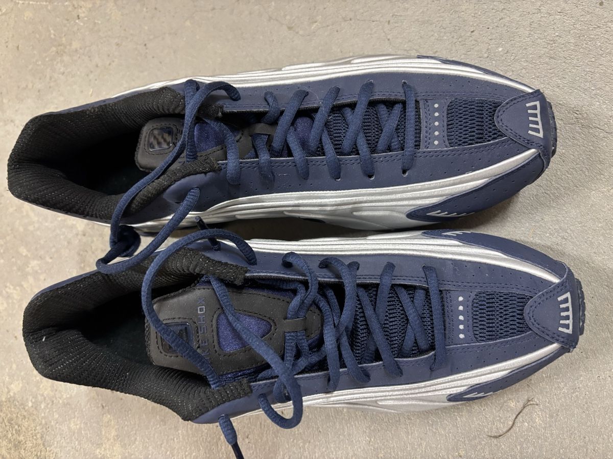 Nike Scarpe da uomo: Nike Shox R4 47 neuves  – Nuovo (secondo la descrizione) da Cossonay-Ville venduto da air_79rs 2