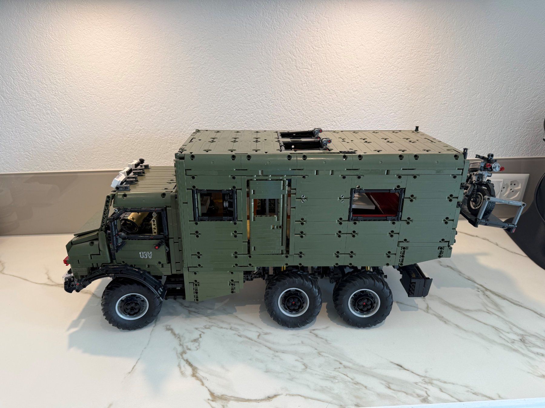 Technics Kit di costruzioni: LKW Unimog LE-J907 – Usato da Meisterschwanden venduto da Bigi1 3