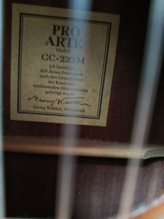 Strumenti musicali: Pro Arte GC-220 M Gitarre -... – Usato da Basel venduto da Petergunn 1
